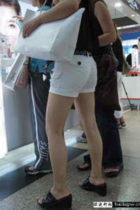 精品一卡二卡三卡四卡分类